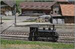 In Sumiswald findet der traditionelle Gotthelf-M�rit statt und f�r diesen Markt f�hrt die  Emmentalbahn  auf der Strecke Sumiswald Gr�nen - Wasen i.E. einige Dampfz�ge. Das Bild zeigt die E 3/3 853 des Vereins Dampf Bahn Bern beim Rangieren Wasen im Emmental in der recht urspr�nglichen Bahnhofsumgebung von  anno dazumal 

14. Juni 2025
