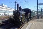 Am 23 Mai 2026 treft SBB Historic 8512 mit ein Extrazug aus die gegend in Brugg AG Bahnhof ein w�hrend das Pfingstenwochenende, wann die �rtliche Abteilung der SBB Historic und der Verein Mikado 1244 Offener Tur Tage haben.