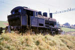SBB Dampflok E 4/4: Lok 8854 wartet auf Abbruch in Thrishaus bei Bern, 7.September 1966. 