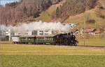 Eb 3/5 5810 mit ihrer Fuhre rund um den Napf verlässt Willisau. Februar 2019.