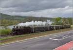 Fahrleitungsstörung nannte sie die Veranstaltung, um an die Dampfreserve in Olten für solche Fälle zu erinnern. Habersack Eb 3/5 5819 der SBB Historic auf seiner Rundfahrt über die Hauenstein-Bergstrecke und den Bözberg. Holderbank, April 2019.