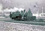 Br�nig HG 3/3 1067 im Regeldienst: Jetzt beginnt es so richtig zu rauchnen. Interlaken Ost, 1962 