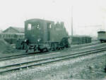 Br�nig HG 3/3 1067 im Regeldienst: Blick in den F�hrerstand. Die Lok bereitet sich auf einen Einsatz im Rangier- und Ueberfuhrdienst SBB/BOB in Interlaken Ost vor. 1962