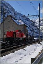 Die SBB Am 843 014-2 verlässt Göschenen Richtung Norden.