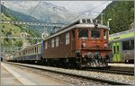 Die 1944 gebaute Ae 4/4 251 der BLS wartet mit einem Extrazug für das  Südrampenfest  anlässlich des Jubiläums 100 Jahre BLS in Goppenstein auf die Abfahrt. 
7. Sept. 2013