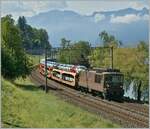 BLS Re 4/4 190 - 195 ab 1982; die BLS Re 4/4 190  Raron  ist mit einem Neuwagen-Güterzug kurz nach Villeneuve auf der Fahrt in Richtung Lausanne.