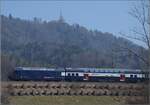 Re 450 002 mit S14 hinter dem Uetliberg auf dem Weg nach Affoltern.