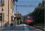 Sommerfahrplan 2018: Die SBB Re 460 067-2 schiebt ihren IR27 3462 in Sommerau Richtung Basel SBB. 
18. Juli 2018