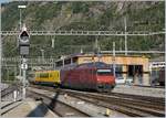 Die SBB Re 460 044-1 verlässt mit einem Messzug nach Spiez (via Bergstrecke) den Bahnhof von Brig. 
Im Messzug eingereiht, der Funkmesswagen MEWA 2012, X 60 85 99-90 108-9 CH-SBBI; der Messwagen wurde 2012 in Betrieb genommen und ist mit Messempfängern, Testgeräten für Mobilfunk, Messantennen und Computern ausgestattet. Im Wagen sind ausserdem Systeme zur Messung von Services (analoger Funk, GSM-R, Polycom, GSM, UMTS und LTE) installiert. (Quelle SBB) 24. Juni 2020

19. August 2020