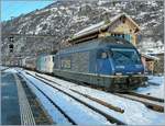 Eine RoLa von Freiburg nach Novara mit zwei BLS Re 465 erreicht Brig.
17. Nov. 2007 