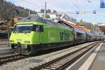 Von Spiez kommend, treft BLS 465 018 mit der umspurbarer MOB-Golden Pass Expresss in Zweisimmen ein am 1.