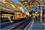 Da der  Train Chasse  der  L'Association 141R568  auf der Rückfahrt von La Chaux de Fonds nach Vallorbe in Lausanne (wie vorgänging auch in Chambrelien) umfahren werden musste, versuchte gelang bei sehr tiefem Sonnenstand noch ein Bild der Rangierfahrt der (ex) BLS Ae 6/8 205 in Lausanne.

14. Oktober 2023