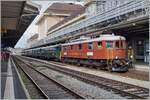 Der  L'Association 141R568  Extrazug Train Chasse mit der ex BLS Ae 6/8 N° 205 beim Halt in Lausanne. 

14. Oktober 2023