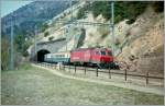 Die SBB Re 4/4 IV mit dem EC  Ltschberg  kurz nach Hohtenn im September 1993.