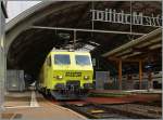 Die Re CH-SOB 91 85 446 018-4 (bzw. ex SBB Re 4/4 IV) mit dem Voralpenexpress nach Luzern in St.Gallen.
20. Sept. 2015