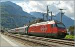 SBB Re 460 108-4 mit RDZ WLABmz 62 85 78-90 006-8, 005-5, 008-4 und 007-6 auf der Bei einer Pause der Test-Fahrt in Martigny.