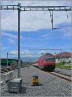 Re 460 064-9 auf dem Weg nach Brig bei der Durchfahrt in Prilly Malley.