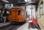 Die elektrische reine Zahnradlokomotive BGV He 2/2 2, später BVB He 2/2 2  La Grisette  der Museumsbahn Blonay–Chamby am 27.05.2022 im Museum Chaulin.