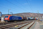 Die Re 482 014-8 (91 85 4482 014-8 CH-SBBC) der SBB Cargo AG fährt am 24.03.2021, mit einem HUPAC-KLV/Container-Zug durch Niederschelden in Richtung Köln.