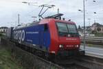 SBB Cargo 482 023 wartet am Abend von 22 Juni 2024 in Offenburg auf die weiterfahrt Richtung Basel-Muttenz.