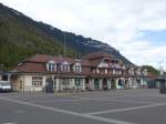 (160'055) - Der Bahnhof Interlaken Ost am 26.