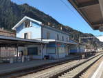 (202'556) - Der Bahnhof von Ambr�-Piotta am 19.