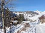 (158'433) - Das Restaurant B�rgji-Alp mit dem Matterhorn am 18.