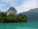 (219'266) - Schloss Seeburg mit Brienzersee am 1.