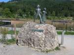 (164'303) - Gedenkstein f�r die Opfer des Felssturzes am 2.