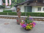 (226'735) - S�mi mit Blumen am 24.