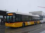 (270'880) - Steiner, Messen - SO 21'149/PID 5371 - Scania/Hess am 11. Januar 2025 beim Bahnhof Frutigen