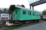 (280'845) - Dampfbahn Bern-Personenwagen - Nr. 5 - am 1. Oktober 2025 beim alten Bahnhof Frutigen