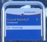 (271'258) - GrindelwaldBus-Haltestellenschild - Grindelwald, Grund Bahnhof - am 18.