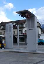 (269'628) - Ladestationen fr Elektrobusse am 6. Dezember 2024 beim Bahnhof Interlaken West