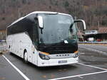 (269'708) - Aus Deutschland: Busworld International, Nauheim - GG-BW 660 - Setra am 9. Dezember 2024 beim Bahnhof Interlaken Ost