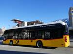 (269'918) - Voegtlin-Meyer, Brugg - Nr. 151/AG 338'545/PID 12'018 - eMercedes am 16. Dezember 2024 beim BAhnhof Interlaken West (Einsatz PostAuto) 