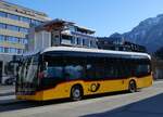 (269'919) - Voegtlin-Meyer, Brugg - Nr. 151/AG 338'545/PID 12'018 - e-Mercedes am 16. Dezember 2024 beim Bahnhof Interlaken West (Einsatz PostAuto)