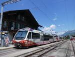 (277'178) - MOB-Pendelzug - Nr. 342 - am 21. Juni 2025 im Bahnhof Lenk