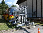 (265'625) - PostAuto Bern - BE 589'378 - Zbinden Veloanhnger am 13. August 2024 in Meiringen, Garage