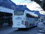 (269'934) - Aus Polen: Laskowski, Stromowce Nizne - KN 6134H - Mercedes am 17. Dezember 2024 beim Bahnhof Meiringen