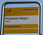 (154'435) - PostAuto-Haltestellenschild - Spiez, Parkplatz Regez - am 24.