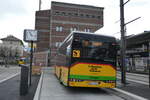 (283'264) - PostAuto Bern - BE 537'983/PID 12'351 - eSolaris am 17. Dezember 2025 beim Bahnhof Spiez