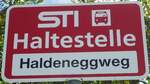 (133'880) - STI-Haltestellenschild - Steffisburg, Haldeneggweg - am 28.