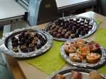 (144'501) - Gegens�tze: Pralinen und belegte Br�tli am 21.