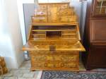 (148'125) - Barocksekret�r von 1750 im BrockiShop am 22.