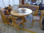 (154'877) - Tisch mit Eckbank am 4.