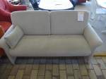 (159'945) - Graues 2er-Sofa am 21.