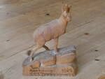 (271'646) - Aus Holz geschnitzte G�mse von 1967 (Made in Ladholz/Achseten) am 4.