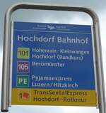 (153'538) - Busbetrieb Seetal-Freiamt/Zugerland Verkehrsbetriebe-Haltestellenschild - Hochdorf, Bahnhof - am 2.