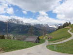(216'425) - Hirzbodenport mit Niesenkette und Adelboden am 24.